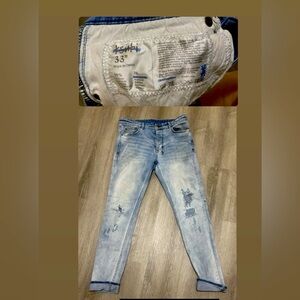 I’m selling these Ksubi jeans size 33.